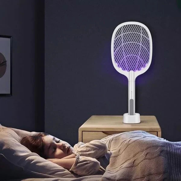 🦟 Marre des moustiques qui gâchent vos nuits ? Obtenez la raquette anti-moustique 2-en-1
